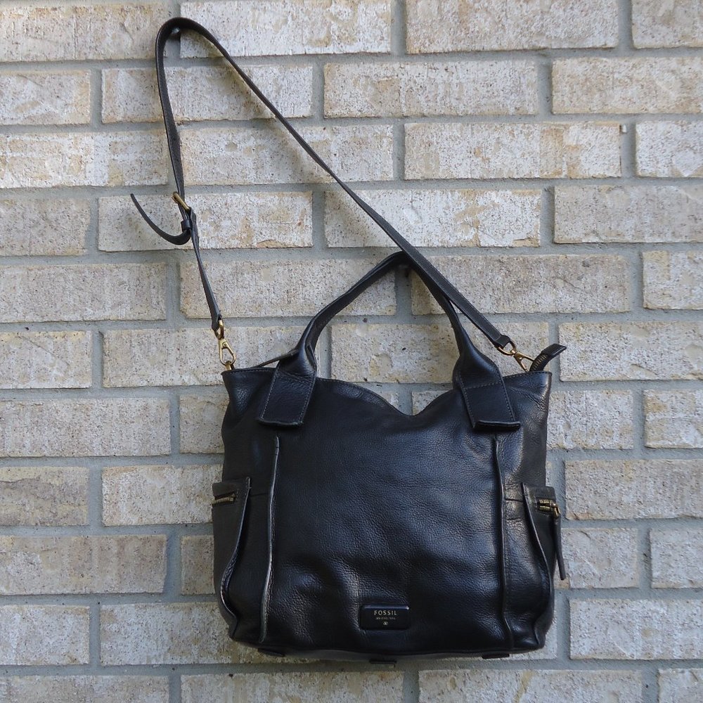 Fossil Issue No 1954 Full Grain Leather Purse. - image 2